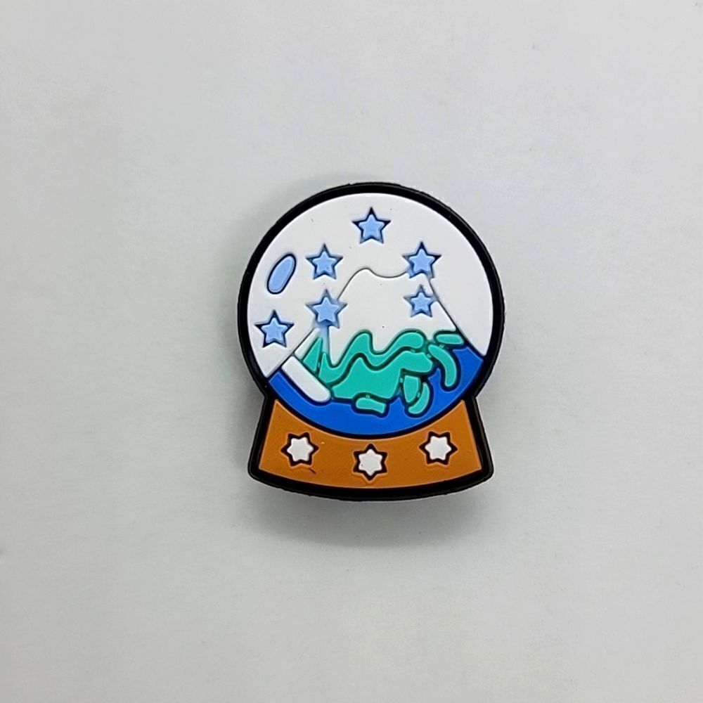 🎈5/$10🎈 PATCHES..CROC CHARMS.. witchy.. crystal ball..